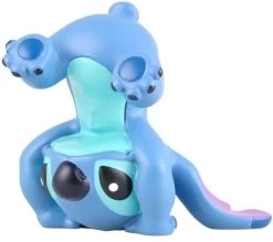 Disney Showcase Beeldje Stitch Handstand