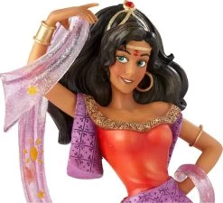 Disney Beeldje - Showcase 'Haute Couture' Collectie - Esmeralda / De Klokkenluider Van De Notre Dame -Mode Verkoop 1200x1091