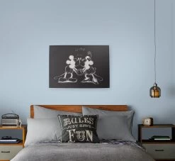 Disney - Canvas - Mickey & Minnie - Kissing - Wit-Zwart - 50x70 Cm 7 Disney - Canvas - Mickey & Minnie - Kissing - Wit-Zwart - 50x70 Cm -Mode Verkoop 1200x1104 1