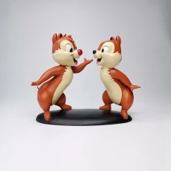 Disney Statue, Figurine Chip & Dale Chatting . Beeldje Knabbel & Babbel Kwebbelen 18cm.