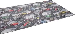 Disney Cars 97 Speelkleed - Officieel Gelicentieerd - 95x133 Cm - World Of Cars II- Grijs - Vloerkleed - Speeltapijt -Mode Verkoop 1200x551 1