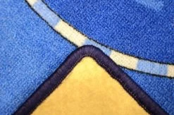 Disney Cars 77 Speelkleed - Officieel Gelicentieerd - 95x133 Cm - World Of Cars - Blauw - Vloerkleed - Speeltapijt 20 Disney Cars 77 Speelkleed - Officieel Gelicentieerd - 95x133 Cm - World Of Cars - Blauw - Vloerkleed - Speeltapijt -Mode Verkoop 1200x794 3