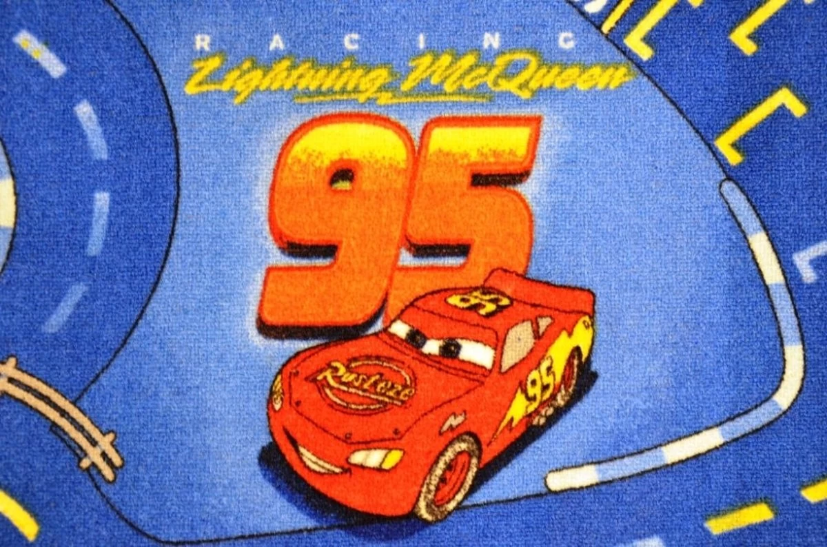 Disney Cars 77 Speelkleed - Officieel Gelicentieerd - 95x133 Cm - World Of Cars - Blauw - Vloerkleed - Speeltapijt 8 Disney Cars 77 Speelkleed - Officieel Gelicentieerd - 95x133 Cm - World Of Cars - Blauw - Vloerkleed - Speeltapijt - Afbeelding 8