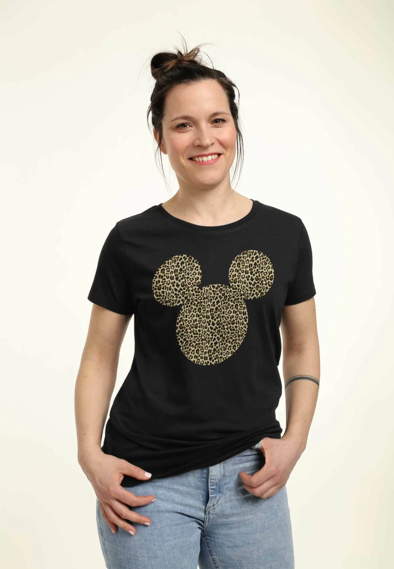 Disney Mickey Classic Animal Ears - T-Shirt Print - Black 3 Disney Mickey Classic Animal Ears - T-Shirt Print - Black - Afbeelding 3